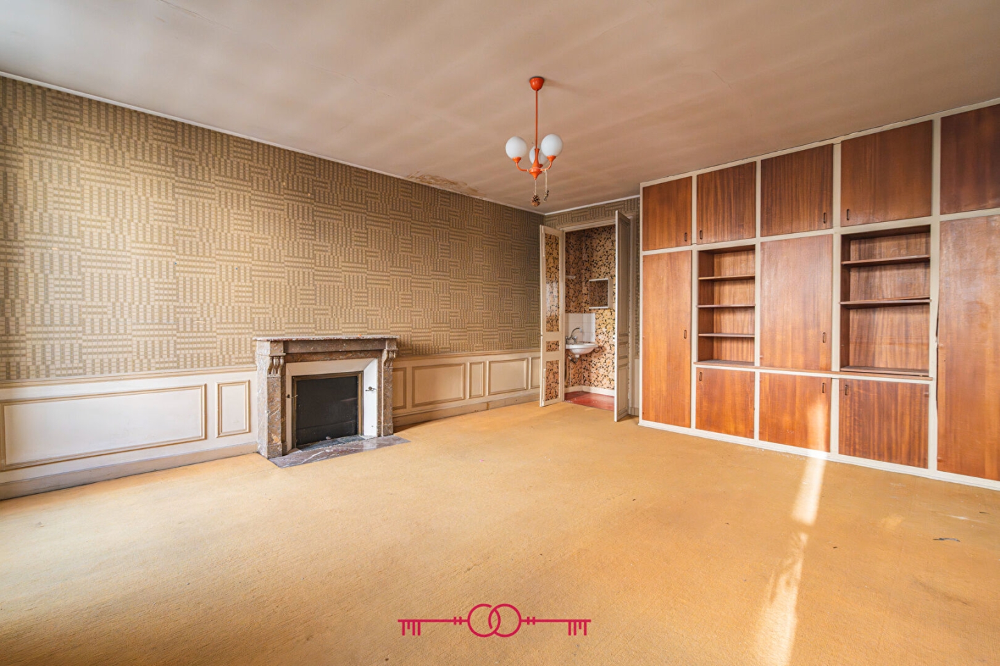  A VENDRE - MAISON DE MAITRE - REIMS CENTRE-VILLE - photo 9