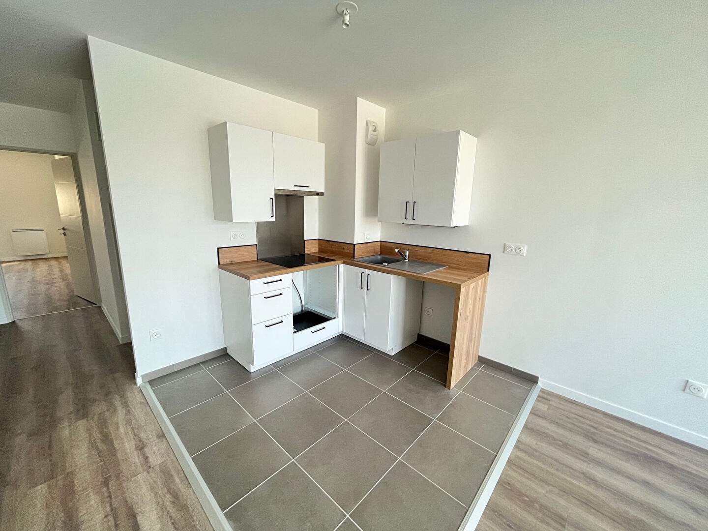  Appartement Reims 3 pièce(s) 66.72 m2 - photo 1