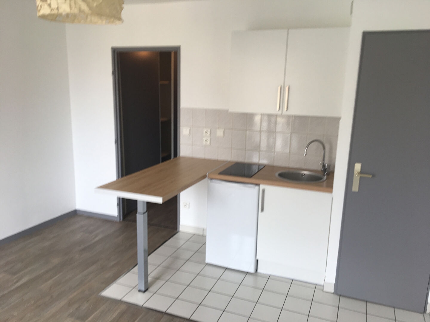 Appartement 1 pièces à Reims - photo 3