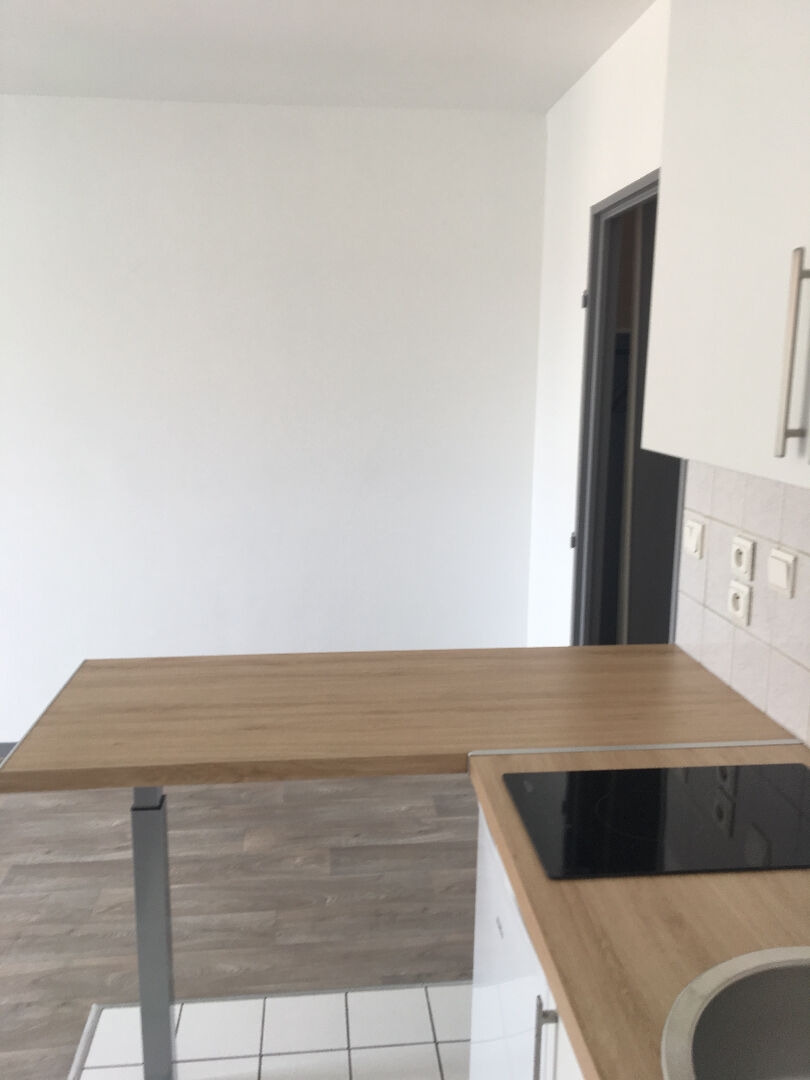 Appartement 1 pièces à Reims - photo 4