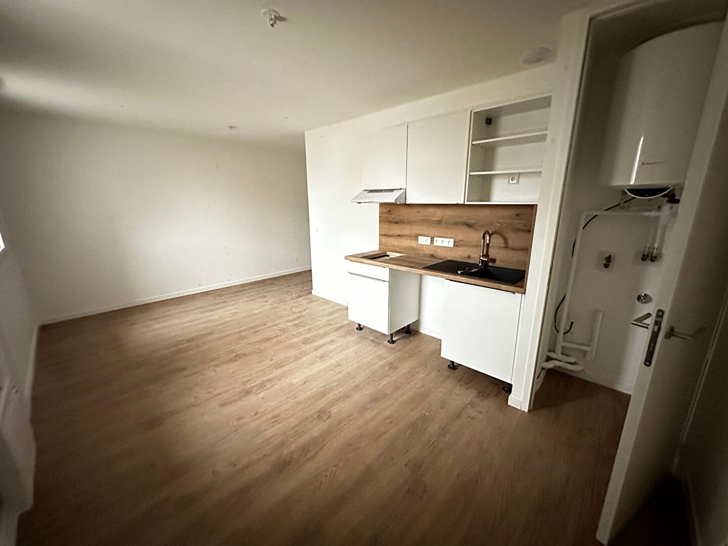 Appartement 1 pièces à Reims - photo 2