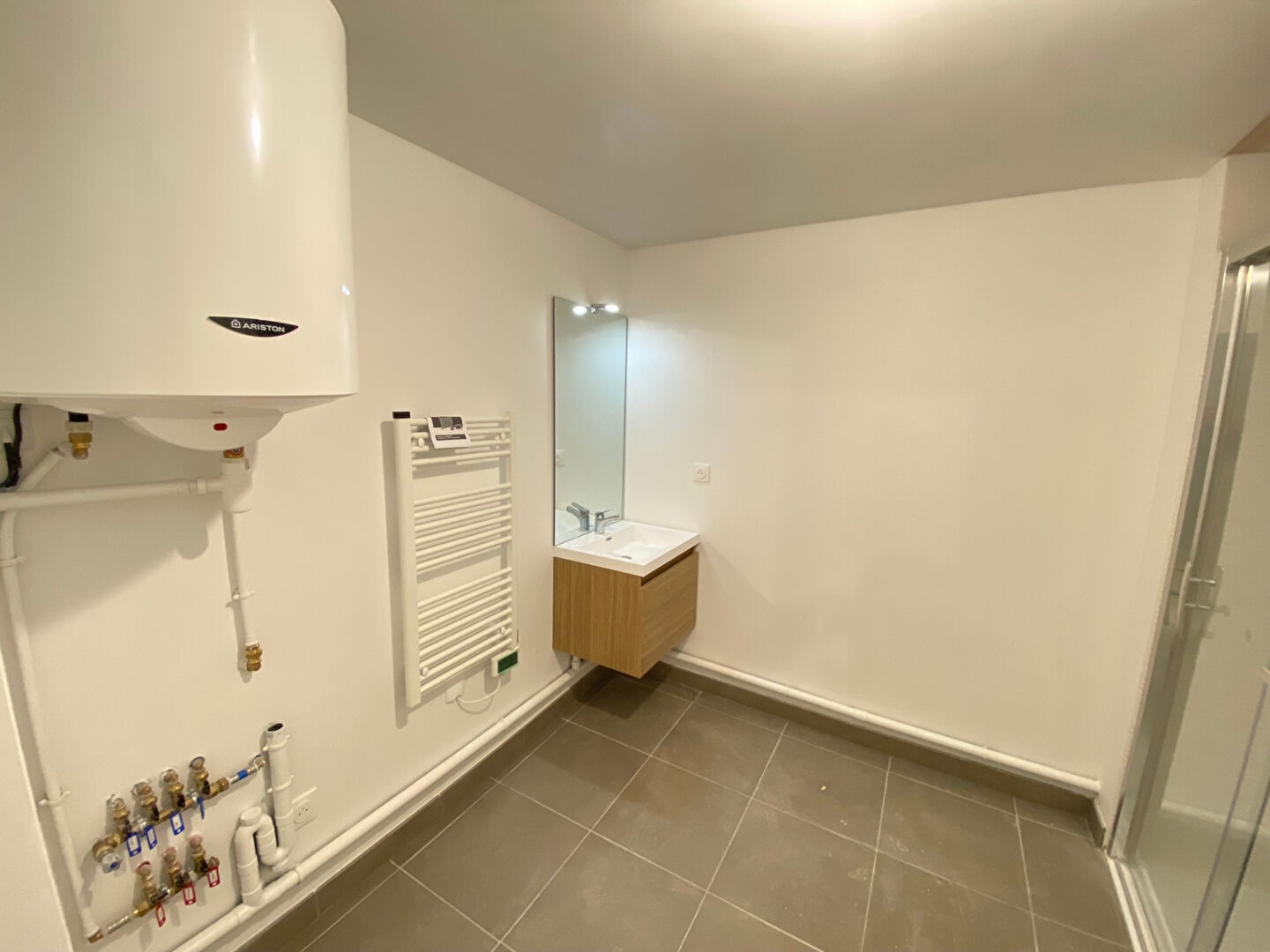  Hyper centre dans la résidence MIRA - photo 2