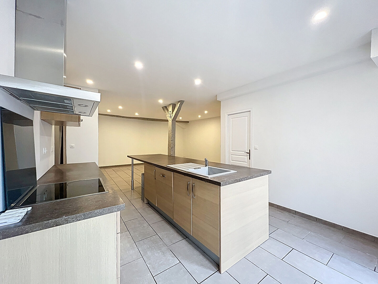 Appartement 4 pièces à Chalons en champagne - photo 1