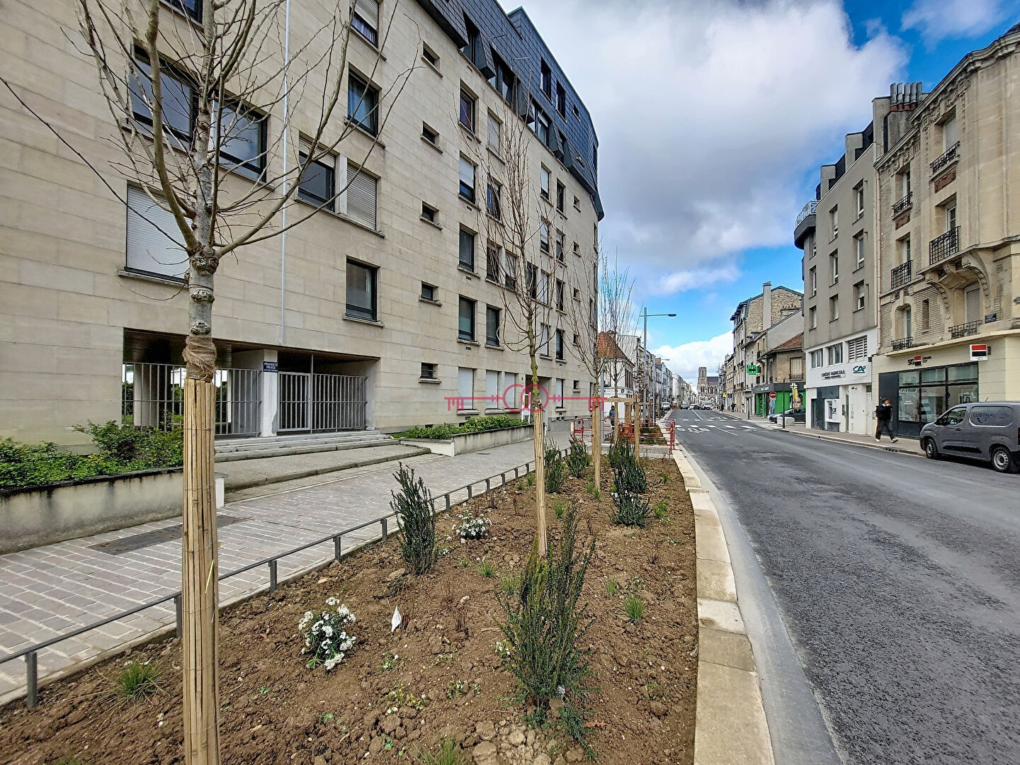 Appartement 4 pièces à Reims - photo 2