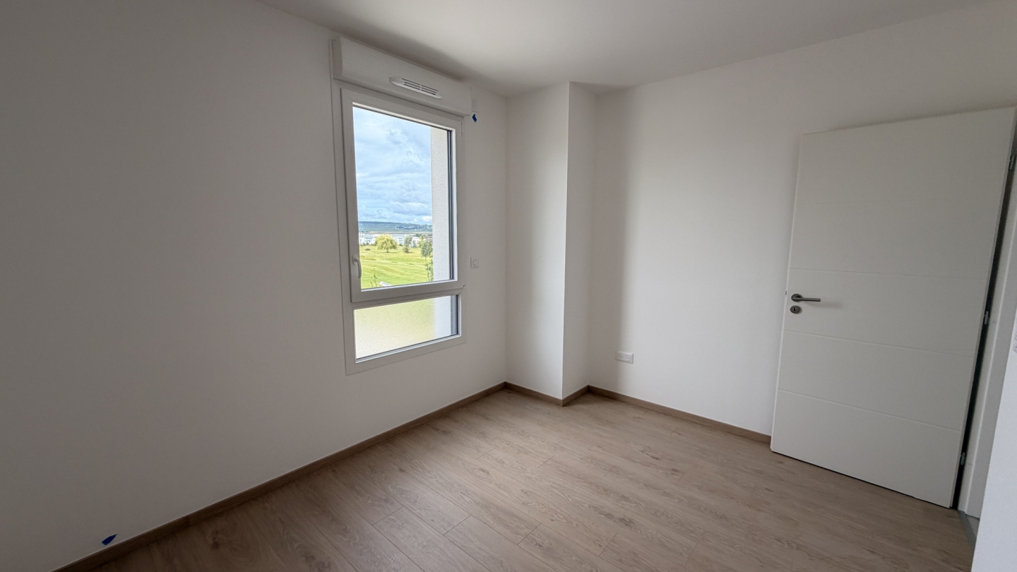 Appartement 5 pièces à Bezannes - photo 4