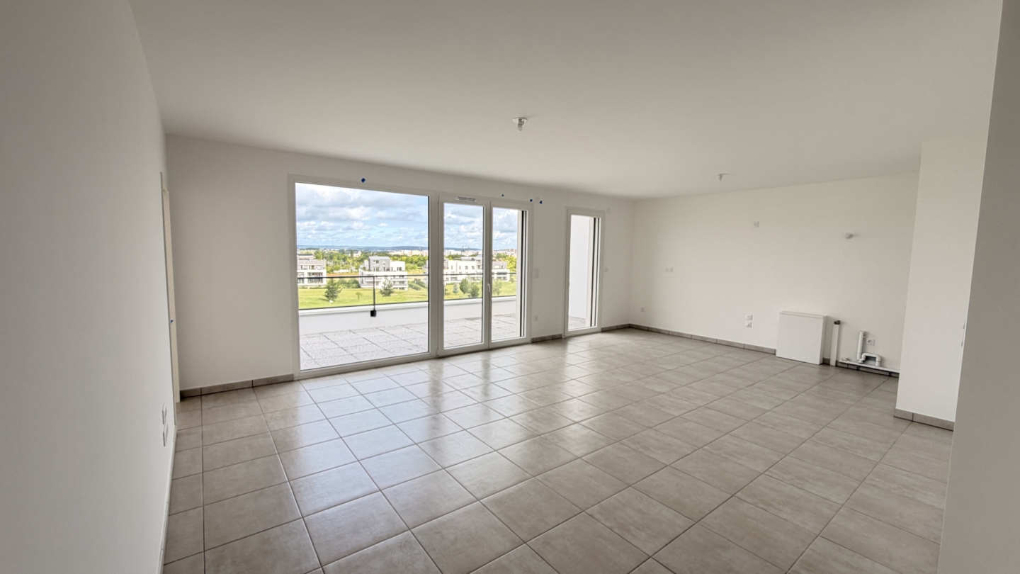 Appartement 5 pièces à Bezannes - photo 8