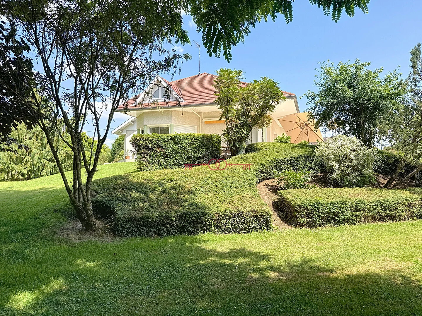 Maison 8 pièces à Sainte menehould - photo