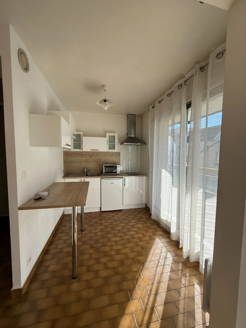 Appartement 1 pièces à Reims - photo