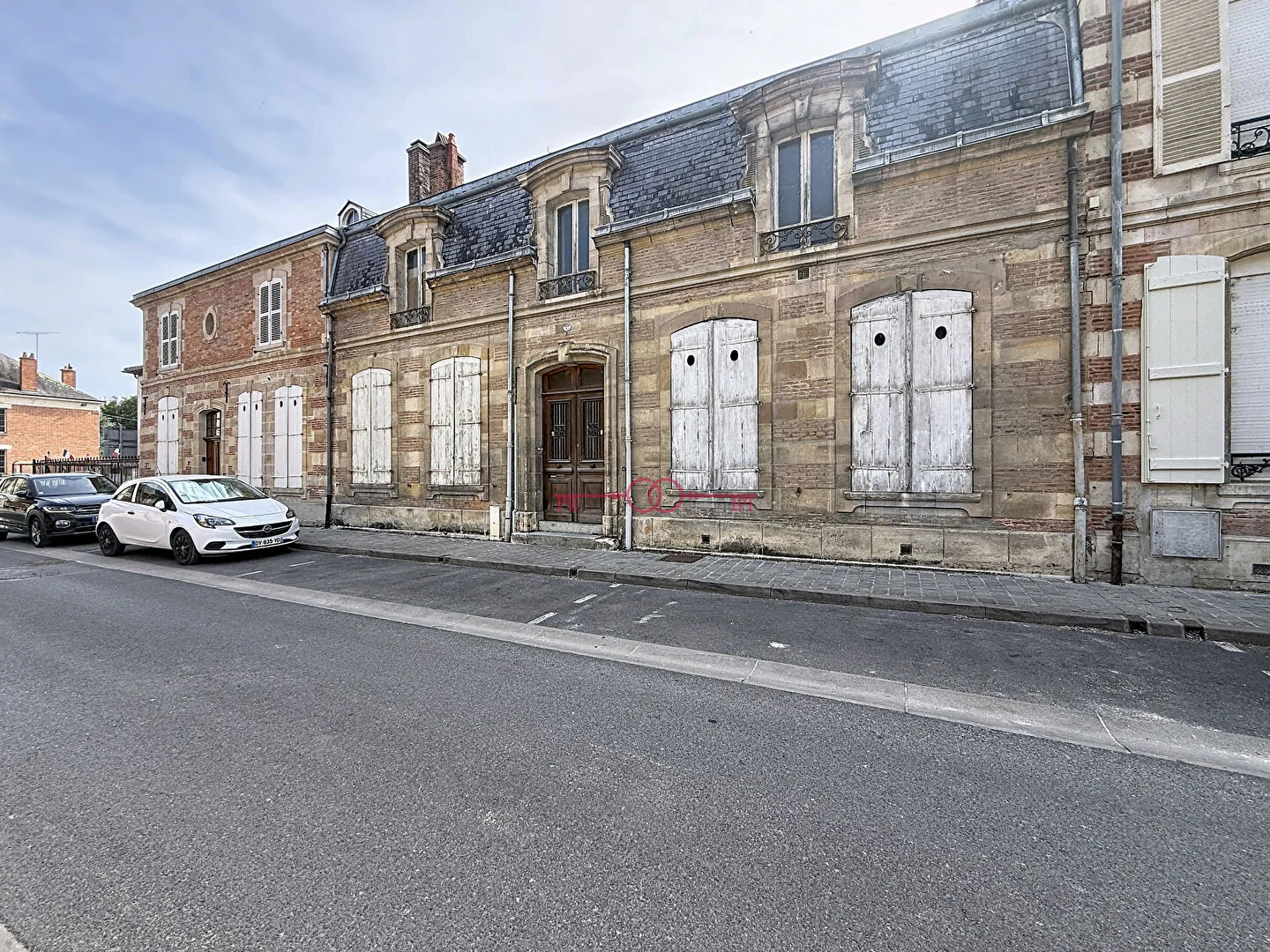 Maison 10 pièces à Sainte menehould - photo