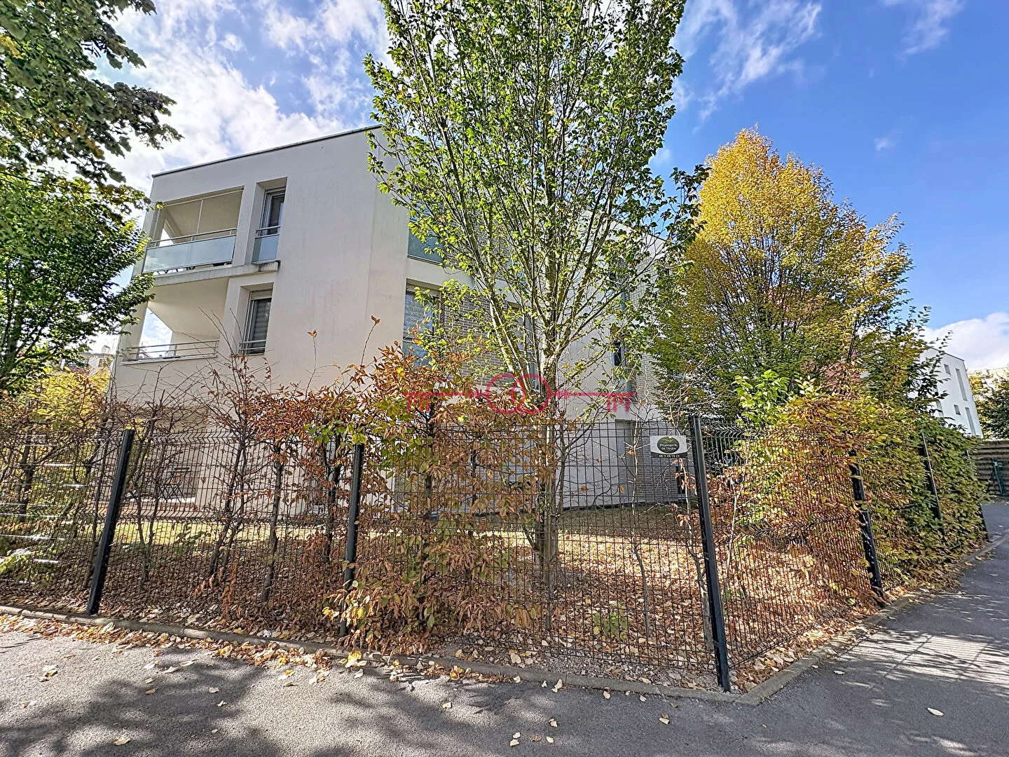 Appartement 4 pièces à Reims - photo