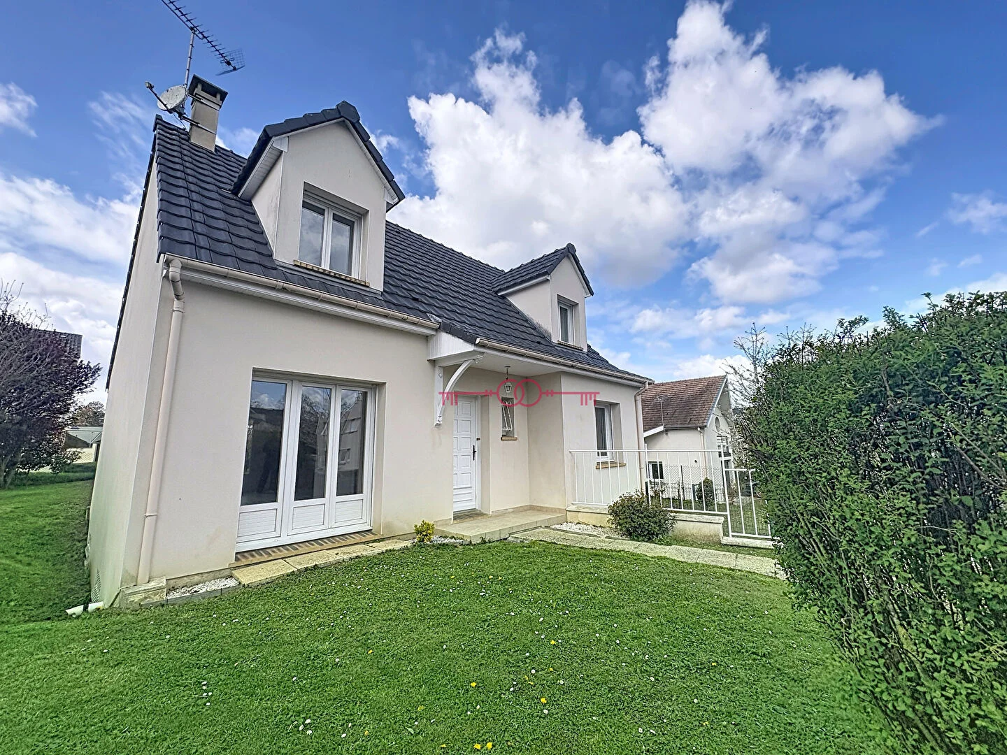 Maison 6 pièces à Muizon - photo