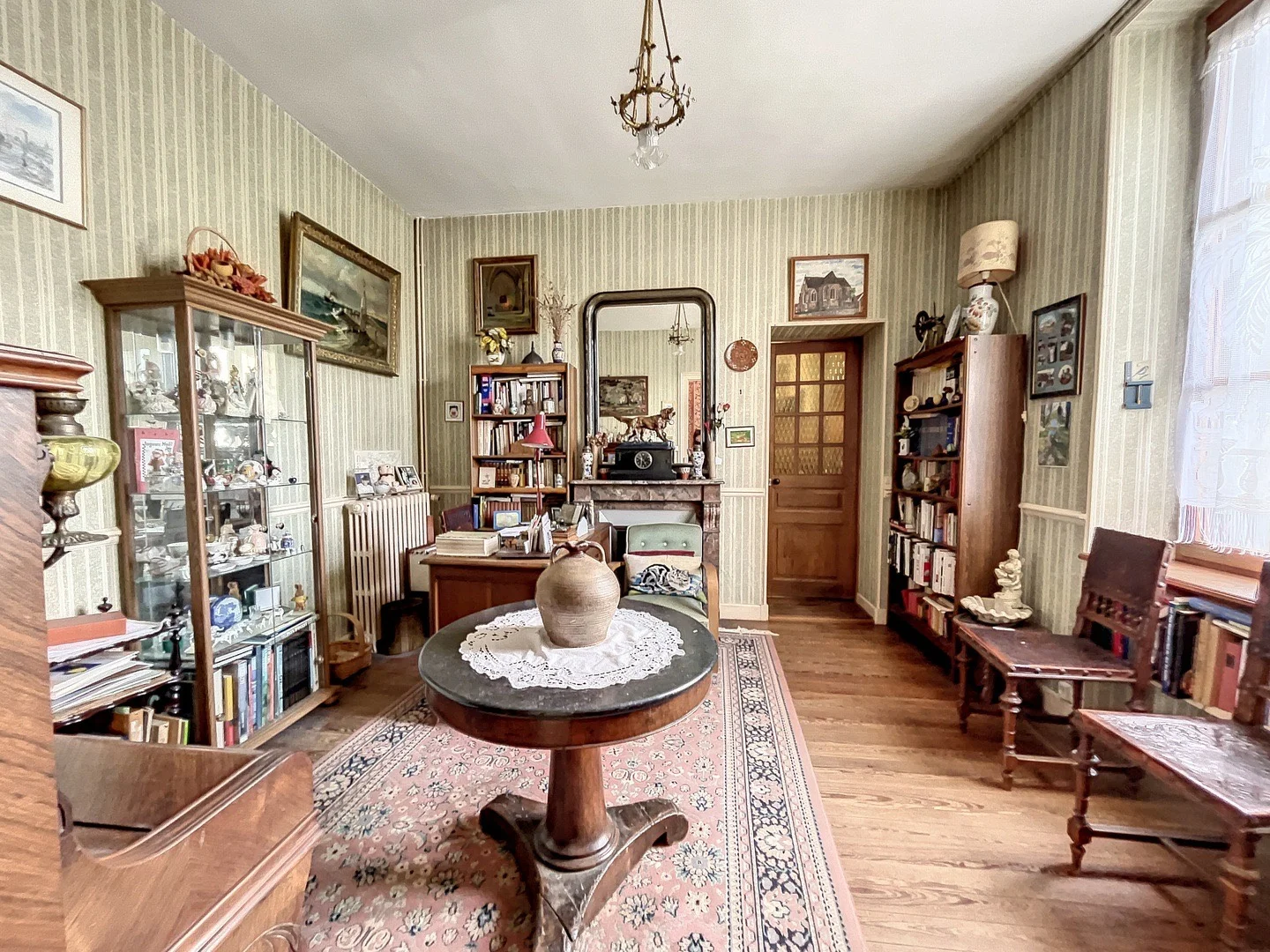 Maison 7 pièces à Faverolles et coemy - photo