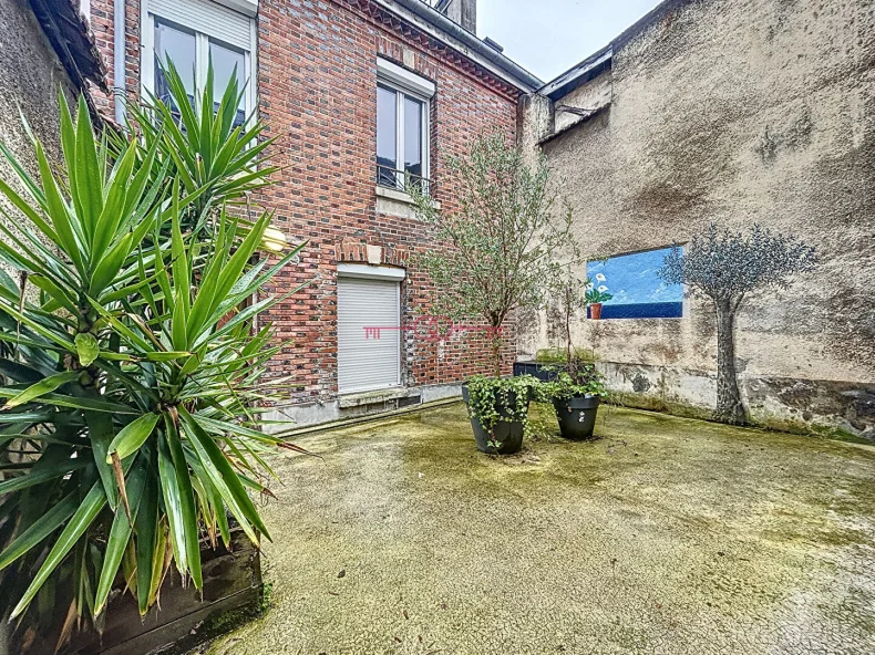 Immeuble 11 pièces à Epernay - photo 1