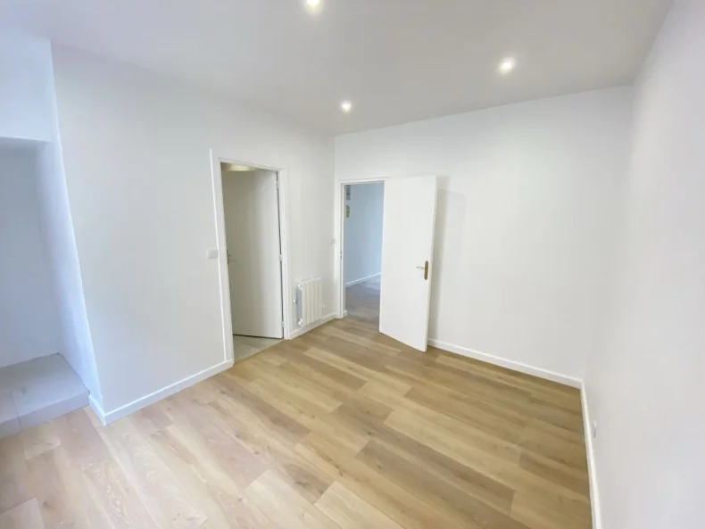 Appartement 2 pièces à Reims - photo 2