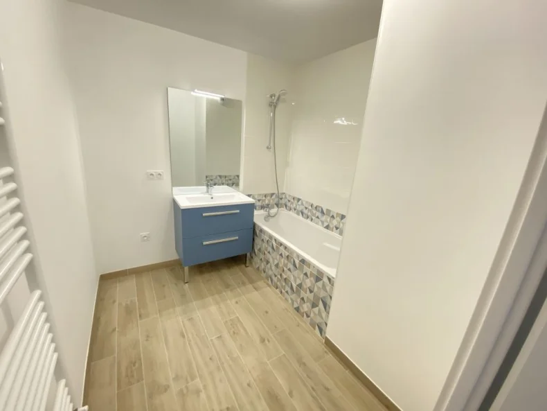 Appartement 3 pièces à Cormontreuil - photo 2
