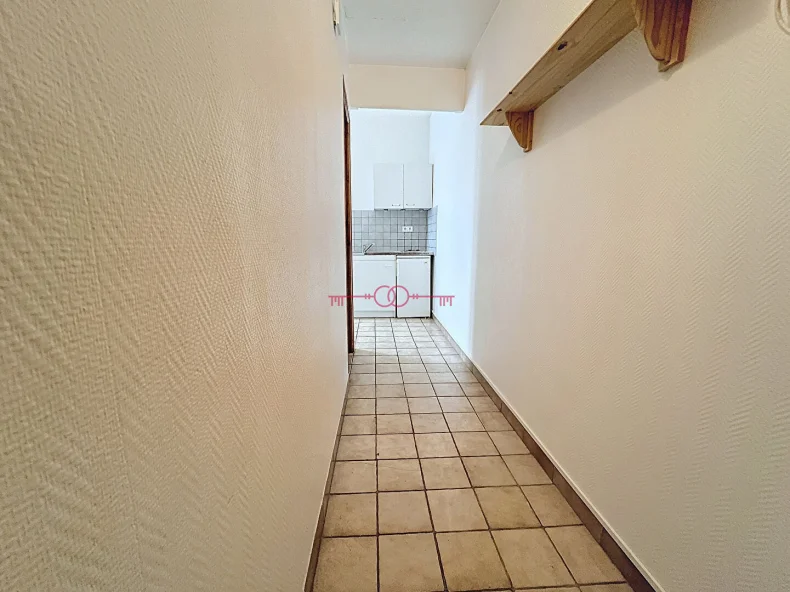 Appartement 1 pièces à Reims - photo 3