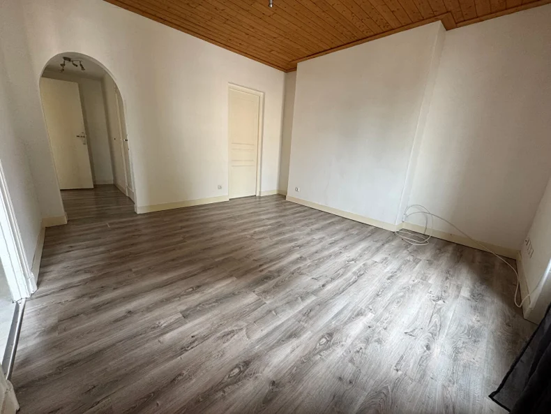 Appartement 3 pièces à Reims - photo 2