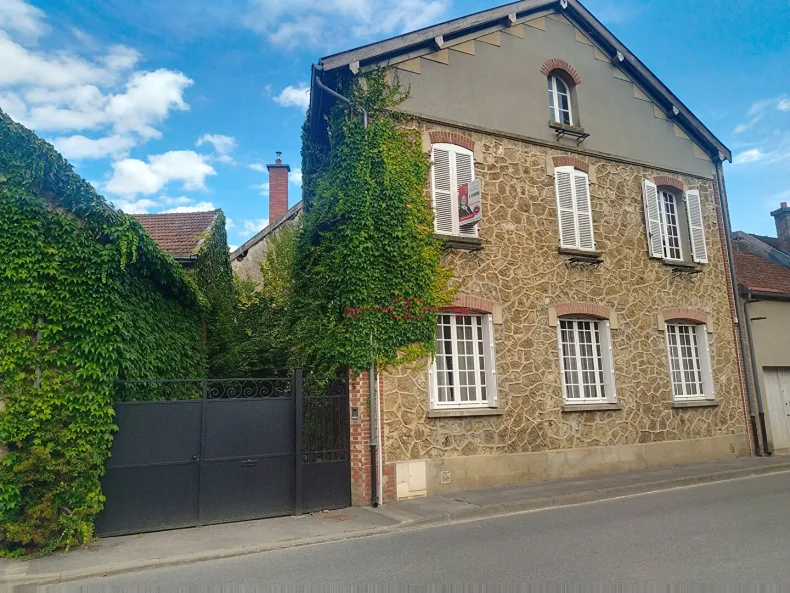 Maison 5 pièces à Avenay val d or - photo 1