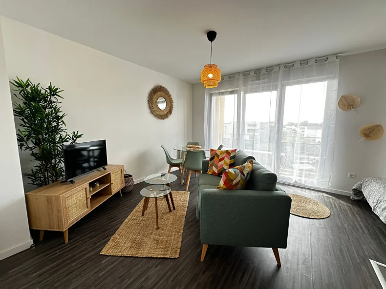 Appartement 1 pièces à Bezannes - photo 1