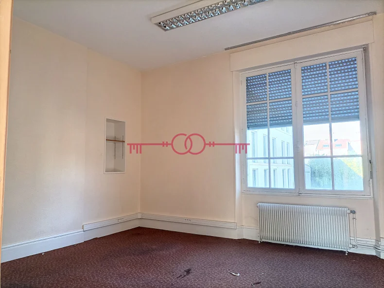 Immeuble  pièces à Chalons en champagne - photo 3