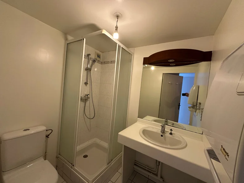 Appartement 1 pièces à Reims - photo 4