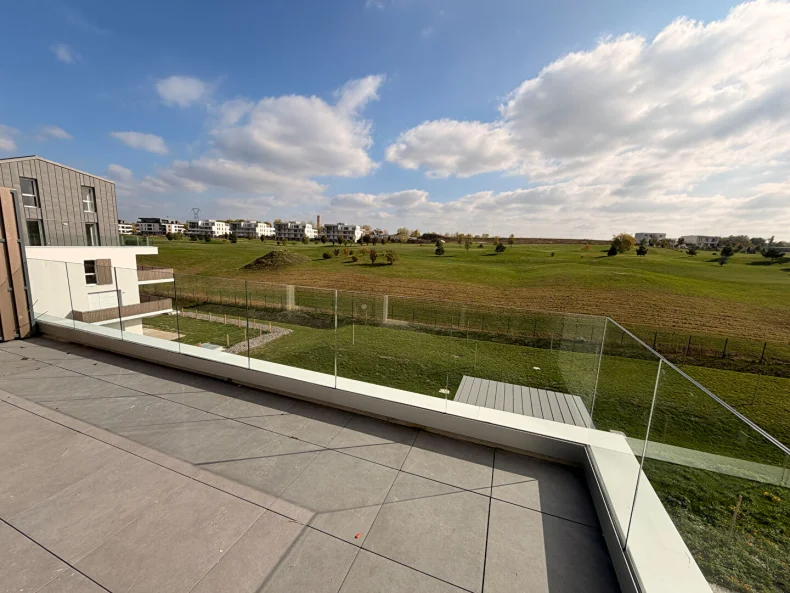 Appartement 5 pièces à Bezannes - photo 1