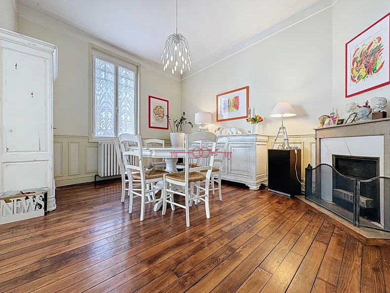 Maison 7 pièces à Reims - photo 1