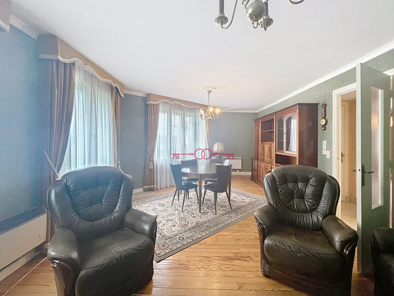 Appartement 4 pièces à Reims - photo 1 