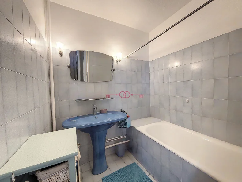 Appartement 1 pièces à Reims - photo 4