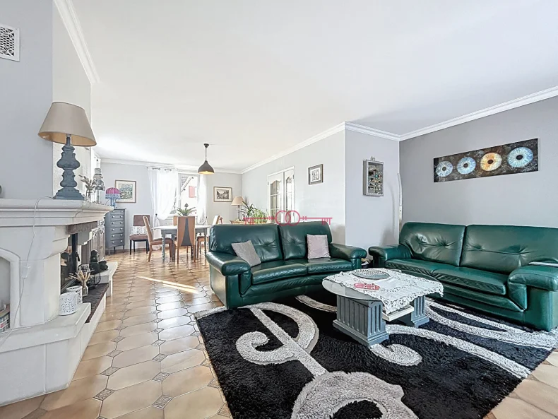 Maison 6 pièces à Tinqueux - photo 1