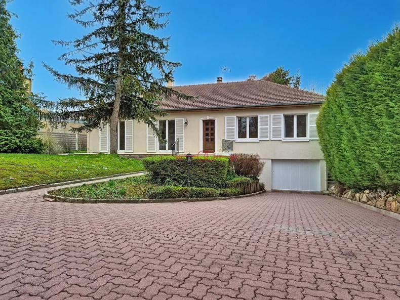 Maison 7 pièces à Saint etienne au temple - photo 1