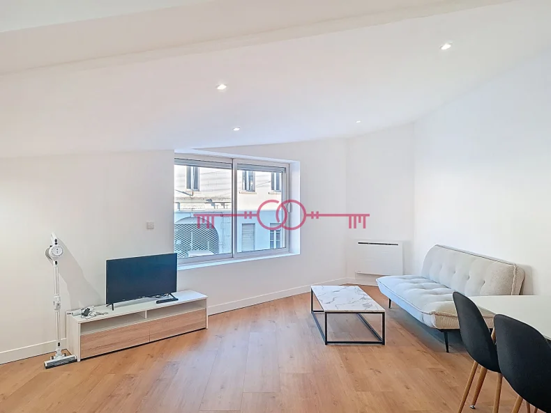 Appartement 2 pièces à Chalons en champagne - photo 3