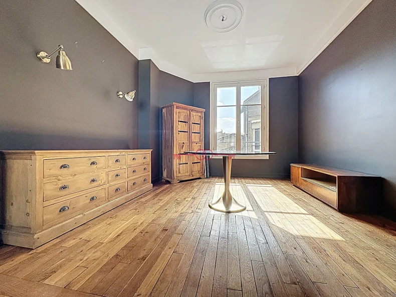 Appartement 4 pièces à Reims - photo 1