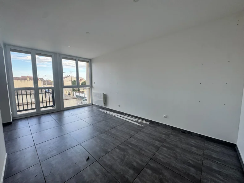 Appartement 3 pièces à Reims - photo 4