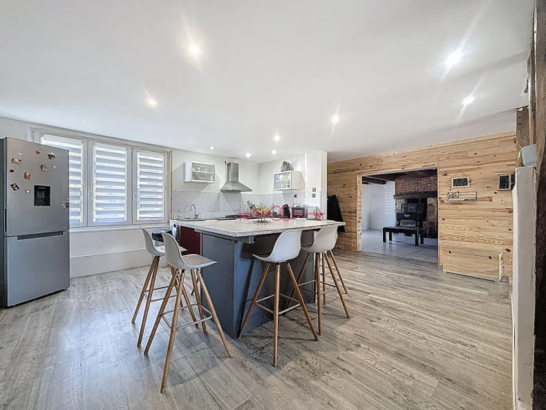 Maison 7 pièces à Verrieres - photo 1