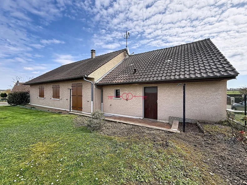 Maison 5 pièces à Sainte menehould - photo 1