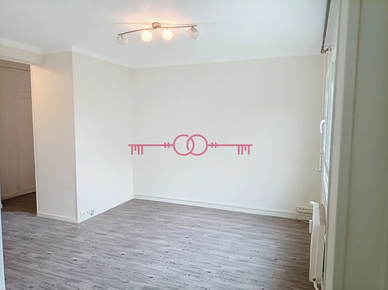 Appartement 3 pièces à Chalons en champagne - photo 2