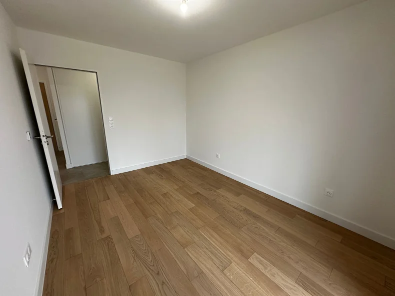 Appartement 3 pièces à Reims - photo 4