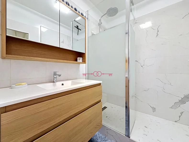Appartement 4 pièces à Reims - photo 3