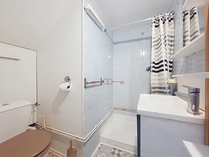 Appartement 1 pièces à Reims - photo 4
