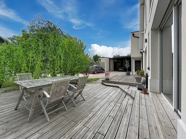 Maison 7 pièces à Ormes - photo 1
