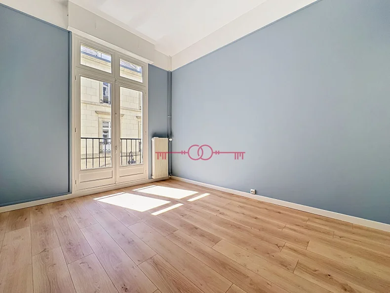 Appartement 4 pièces à Reims - photo 4