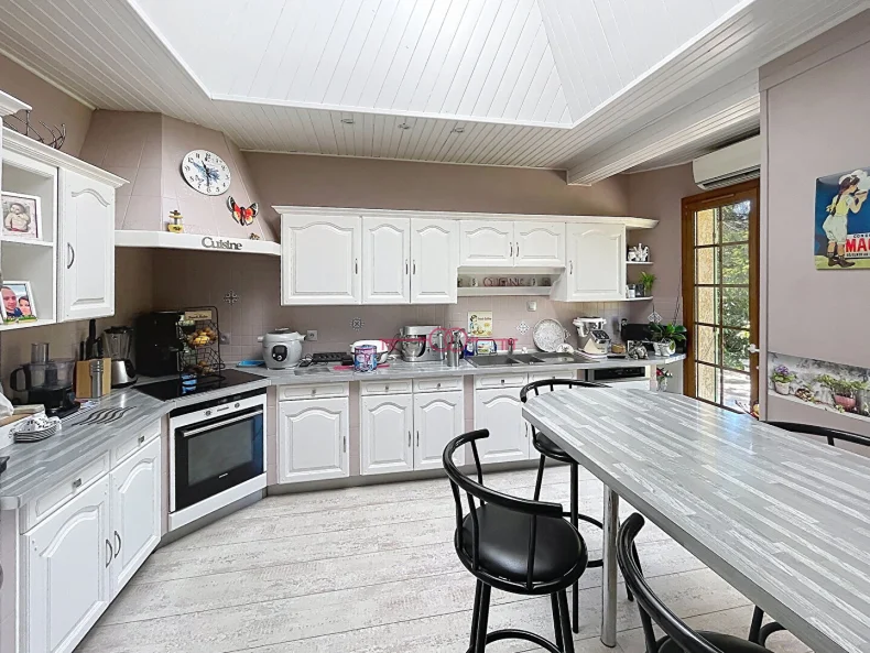 Maison 4 pièces à Ville sur tourbe - photo 3