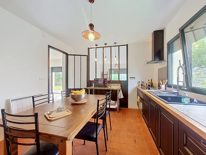 Maison 7 pièces à Bezannes - photo 2