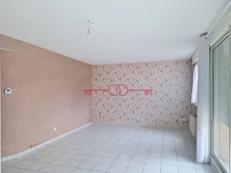 Appartement 3 pièces à Chalons en champagne - photo 2