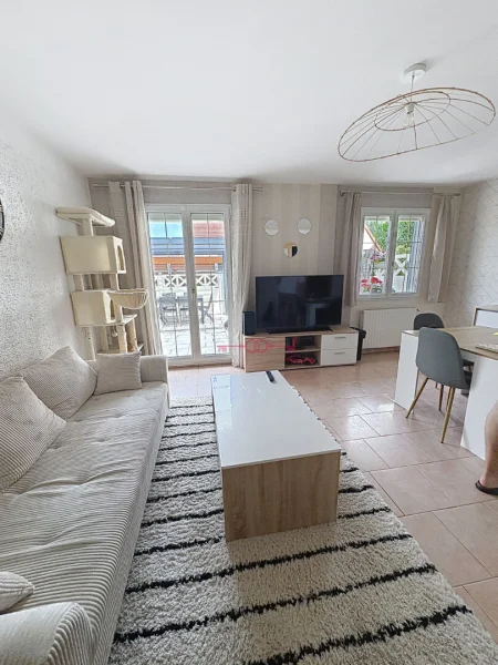 Maison 4 pièces à Reims - photo 1