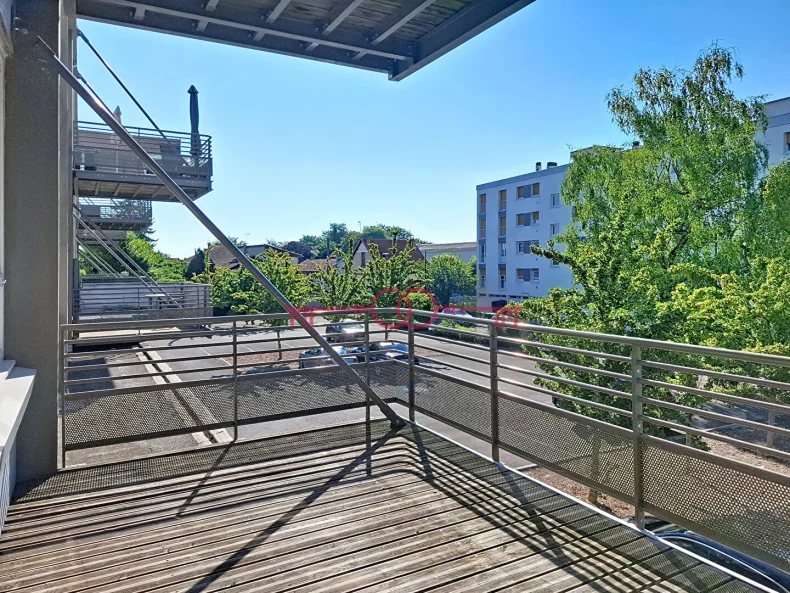 Appartement 5 pièces à Chalons en champagne - photo 2