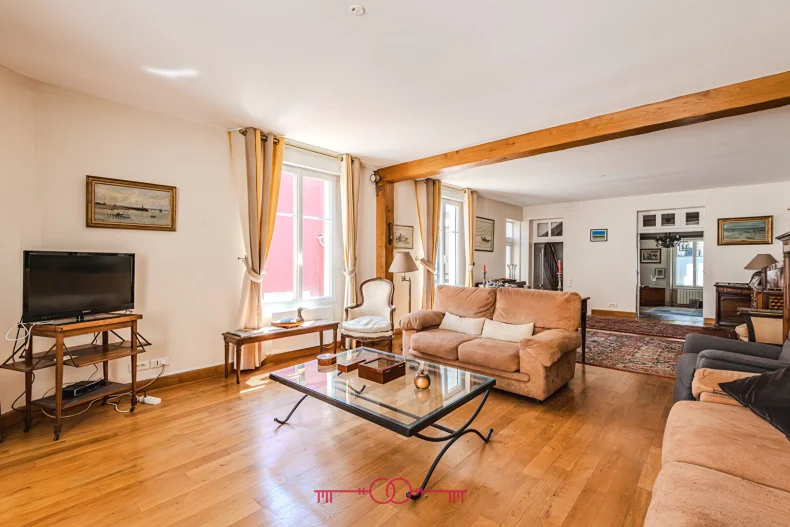 Maison 9 pièces à Verzy - photo 1