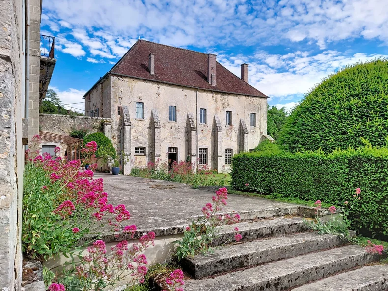 Maison 28 pièces à Talus saint prix - photo 1