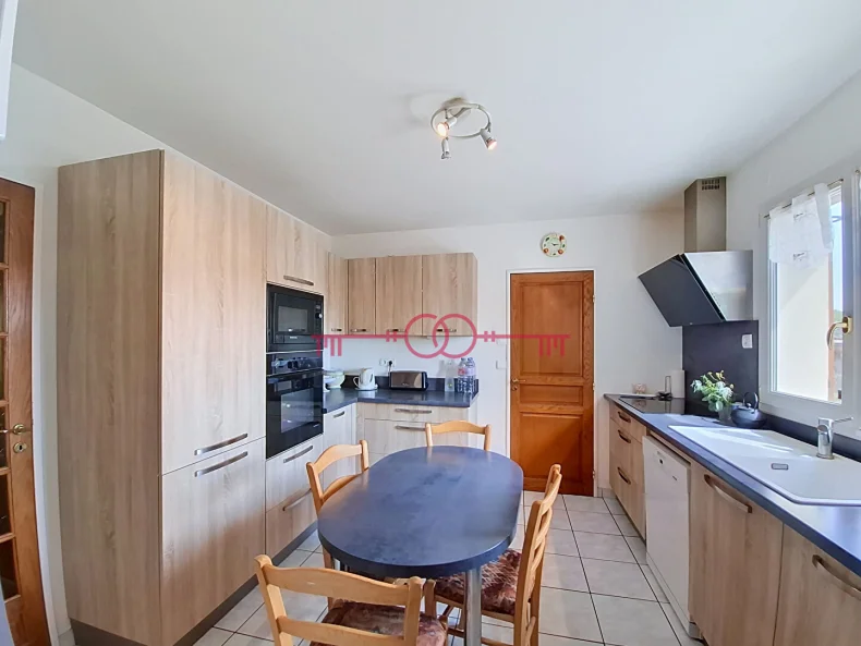 Maison 5 pièces à Sarry - photo 1